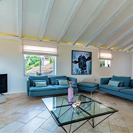 Holiday home Luxurious In Potomje