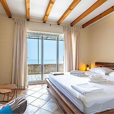 Holiday home Luxurious In *