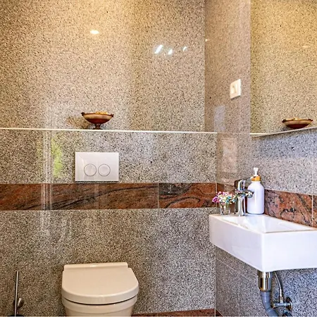 Luxurious In